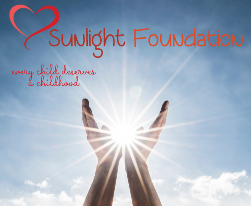 Sunlight Foundation Logo hands holding the sun